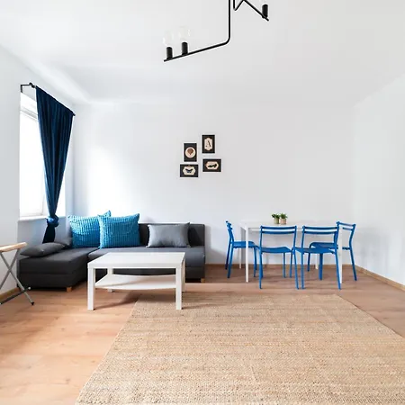 Apartman Kosciuszki Square Retreat, Fiesta ! Gdynia