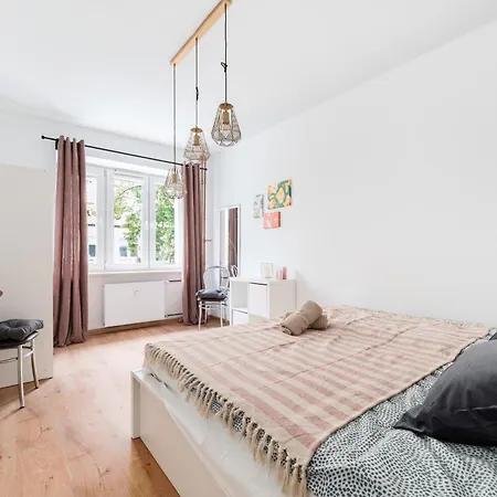 Kosciuszki Square Retreat, Fiesta ! Apartman *